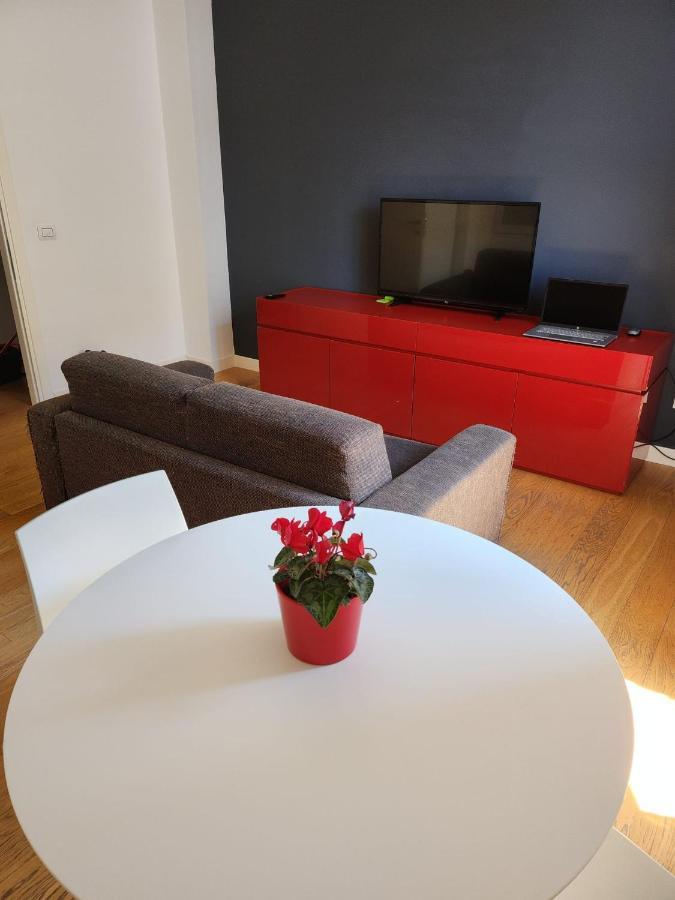 Suite Via Roma 107 Сассари Экстерьер фото